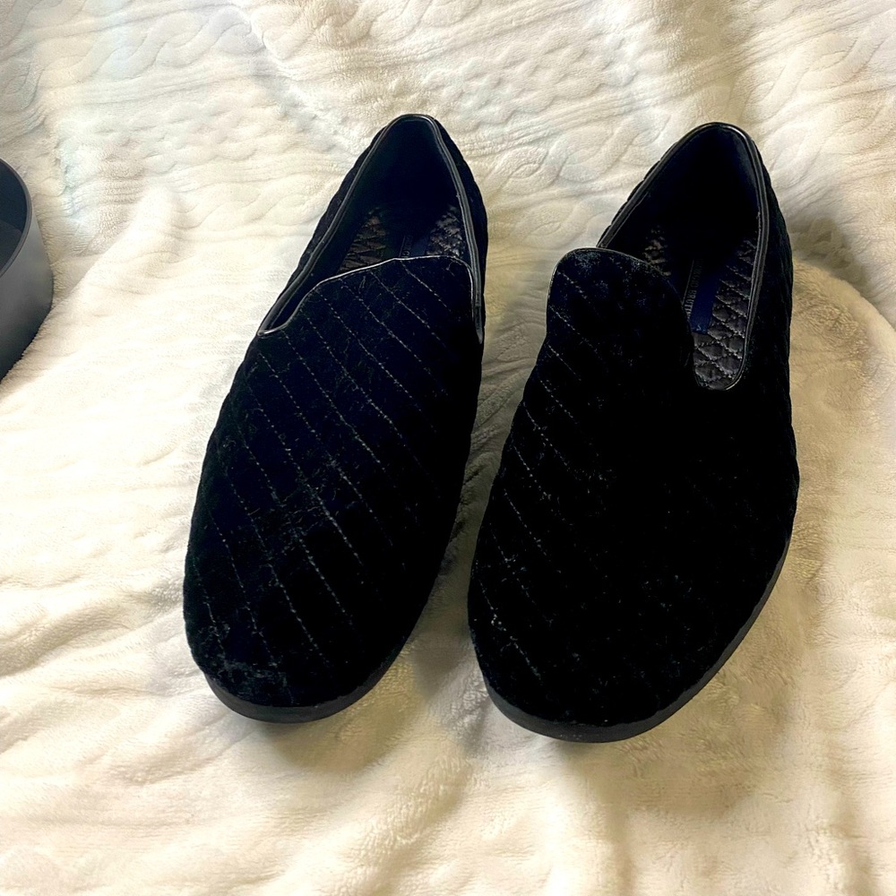 Giorgio Brutini black velvet dress shoe, size 10.5